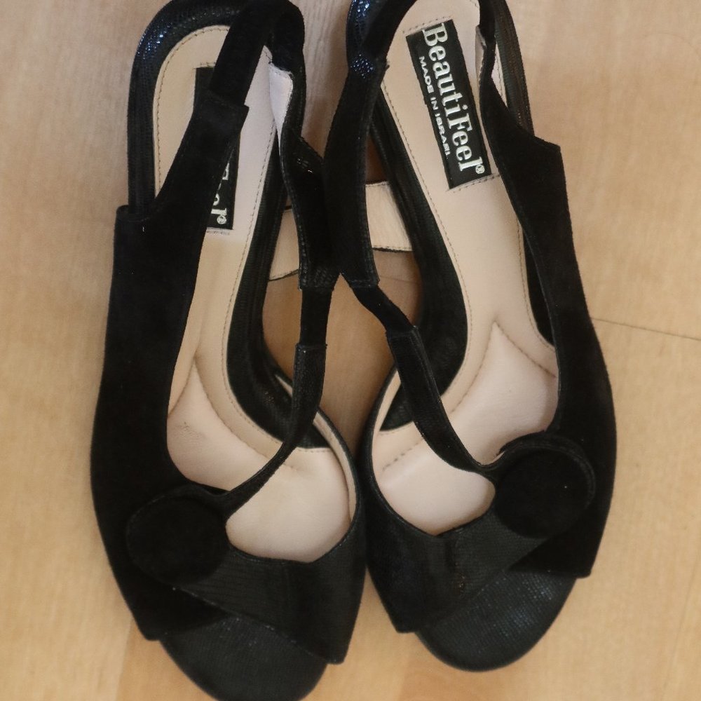 Beautiful Beautifeel 1 1/2" healed   black sandle